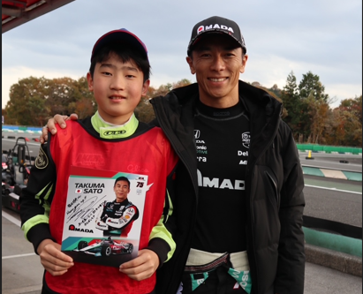 福田 胡央さんと佐藤琢磨選手